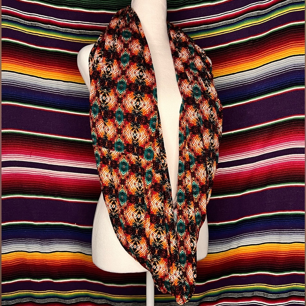 ⭐THE Tube Scarf TRAVEL Blanket